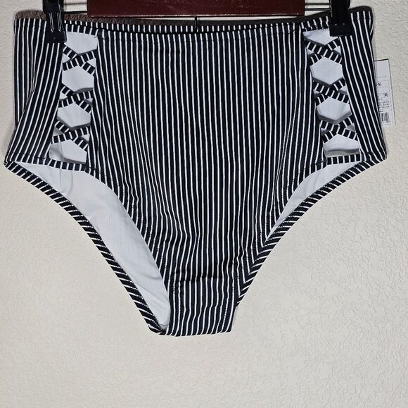 Shade & Shore Other - Shade & Shore Women Swim Bottoms Large Black & White Pin Striped NWT